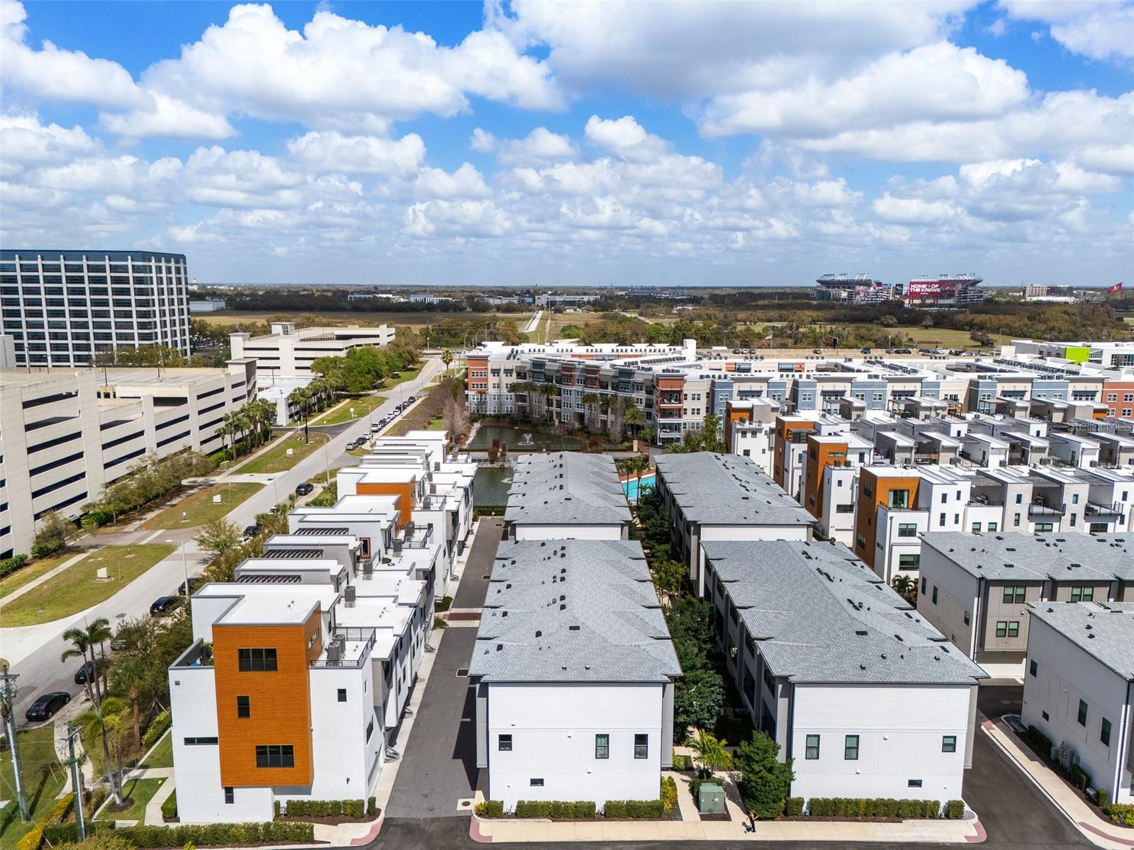 WESTSHORE VILLAGE TWNHMS - Residential