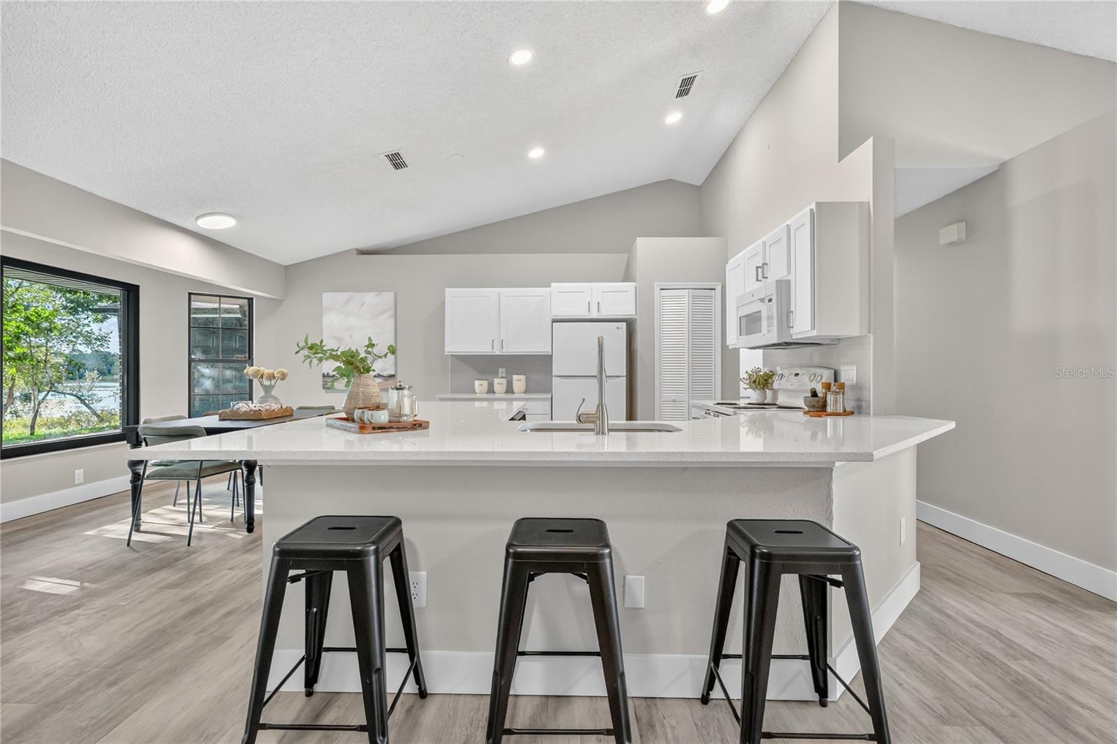 DELTONA LAKES UNIT 19 - Residential