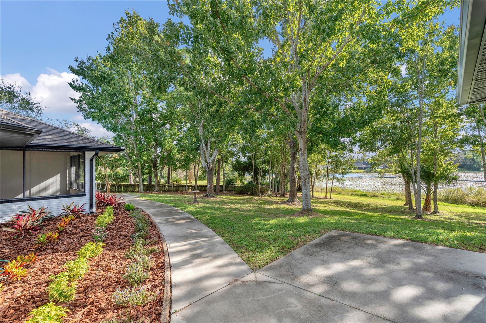 DELTONA LAKES UNIT 19 - Residential