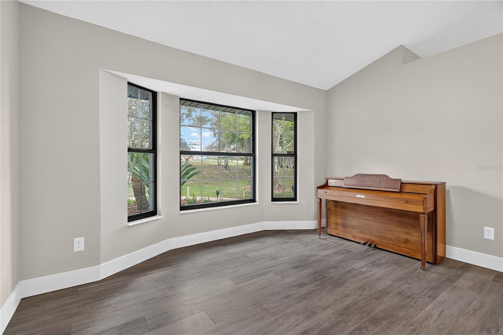 DELTONA LAKES UNIT 19 - Residential