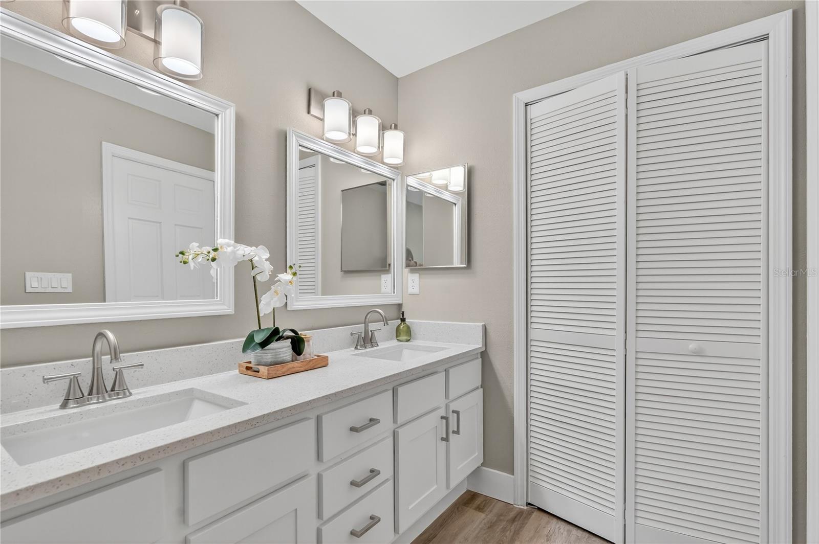 DELTONA LAKES UNIT 19 - Residential