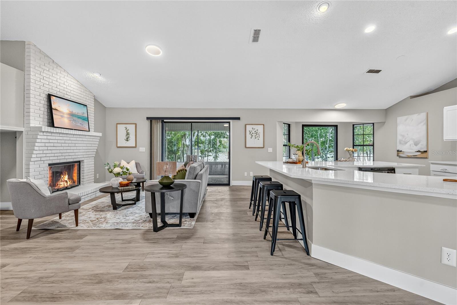 DELTONA LAKES UNIT 19 - Residential