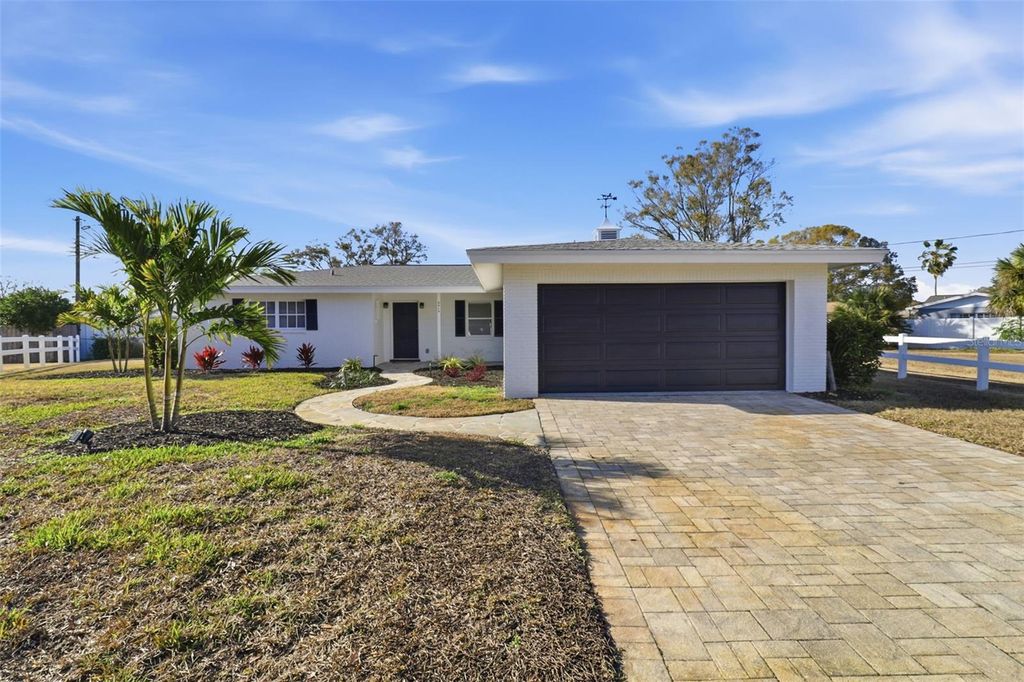 Photo of 5919 35th Avenue N, St Petersburg, FL 33710 (MLS # TB8475127)