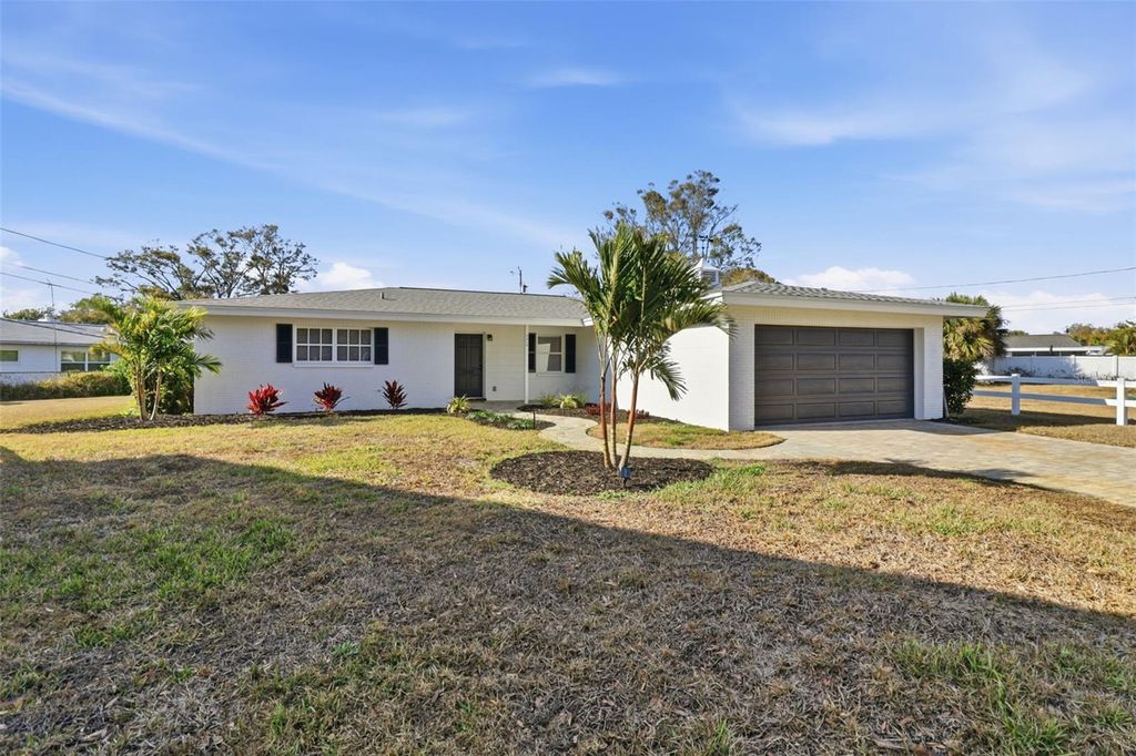 Photo of 5919 35th Avenue N, St Petersburg, FL 33710 (MLS # TB8475127)