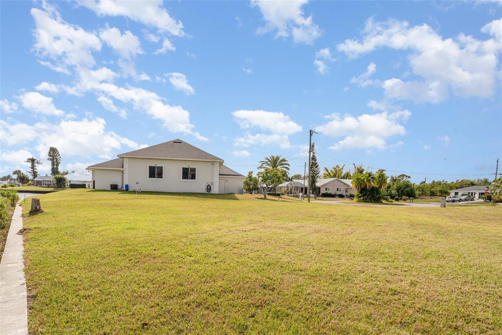 PORT CHARLOTTE SEC 060 - Land