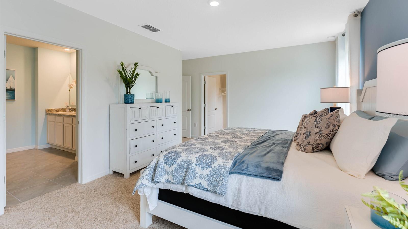 2892 WATERLILY WAY
