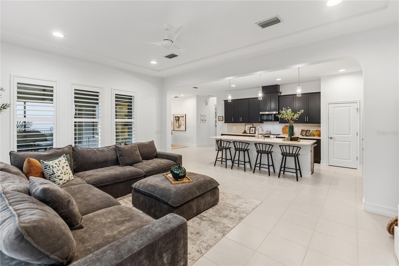 ARBOR GRANDE - Residential