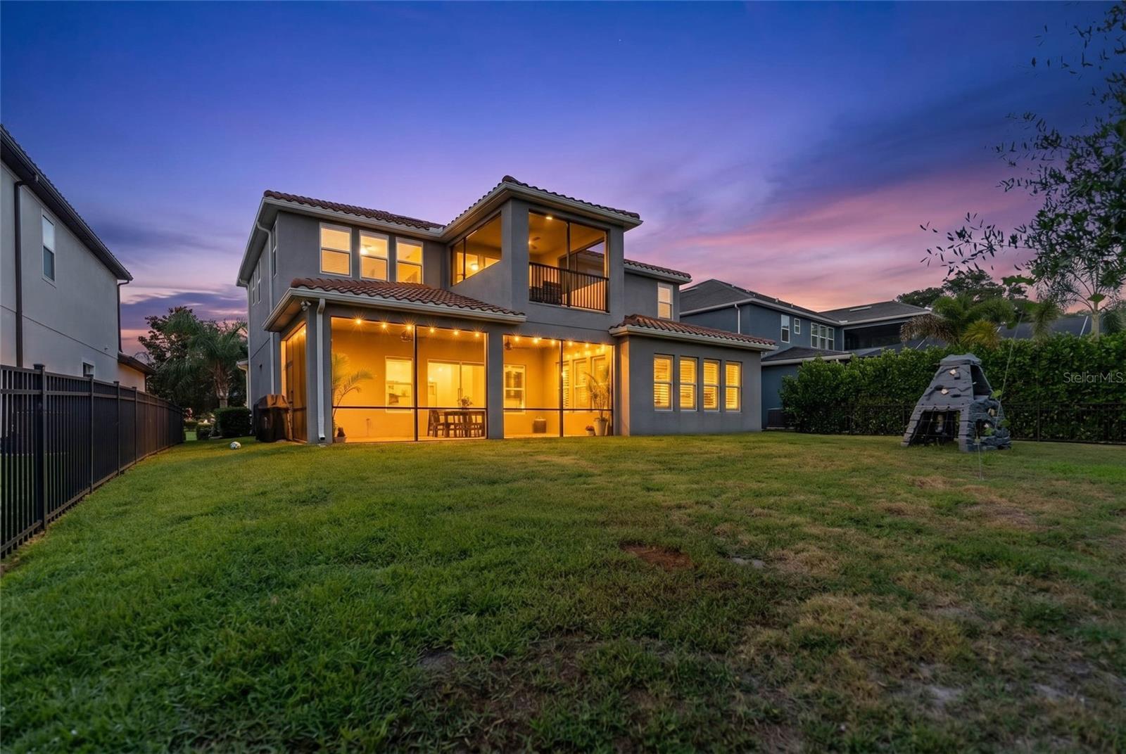ARBOR GRANDE - Residential