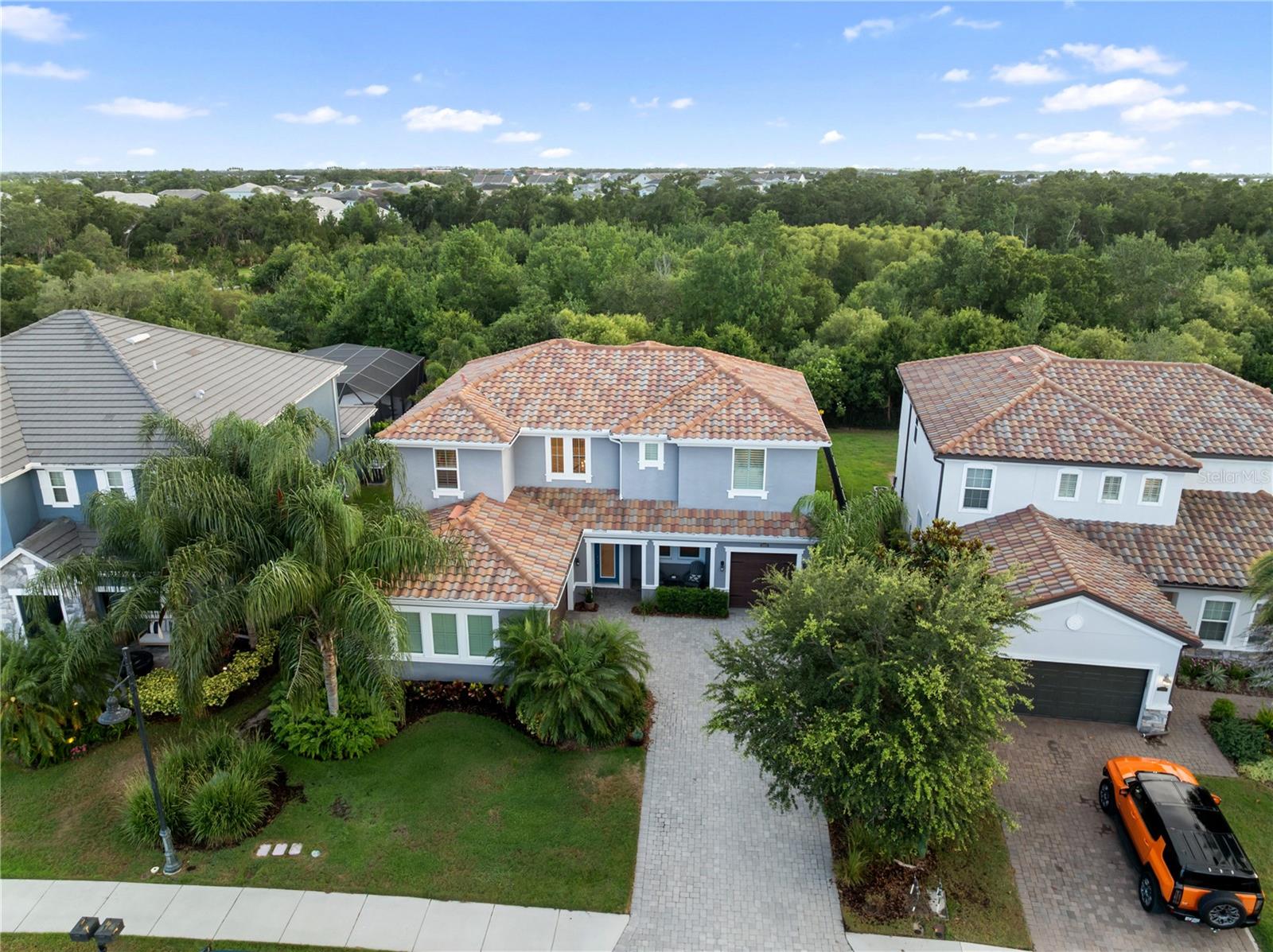 ARBOR GRANDE - Residential