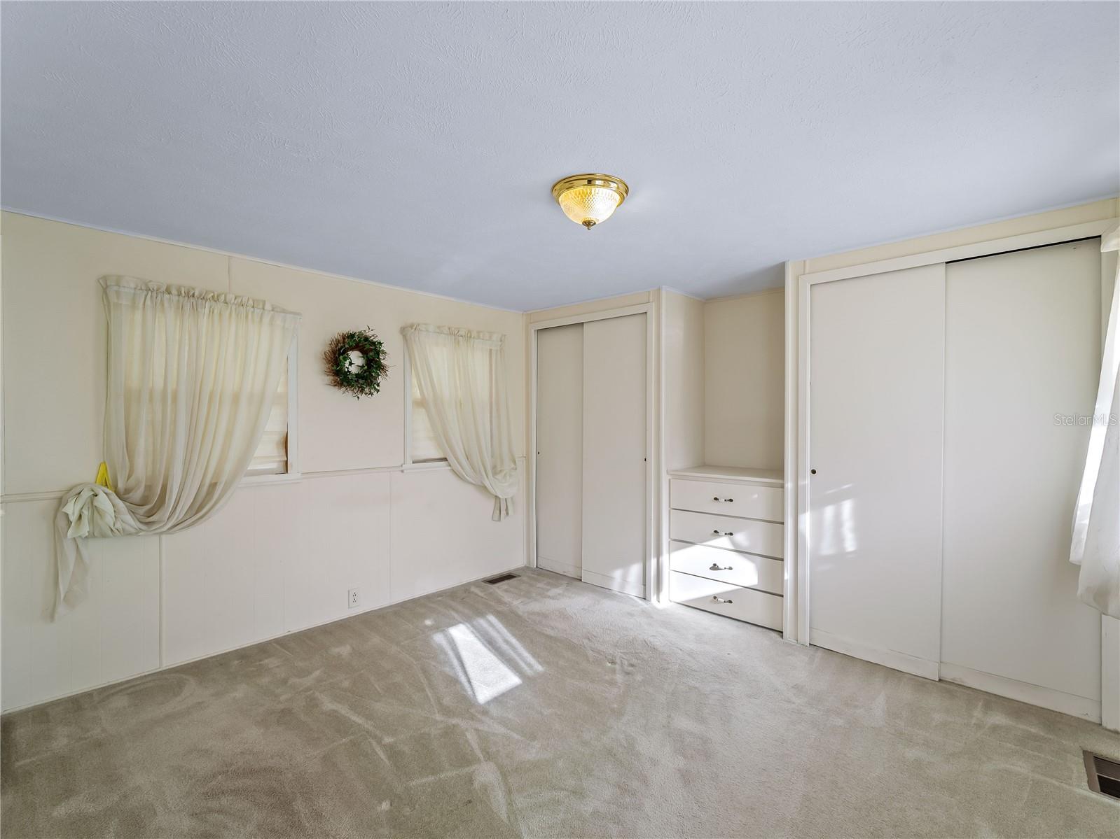 HARBOR LIGHTS MHP CO-OP - Residential