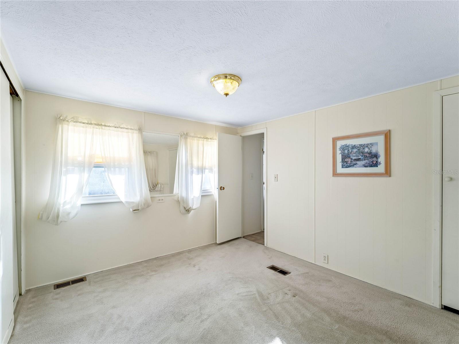 HARBOR LIGHTS MHP CO-OP - Residential