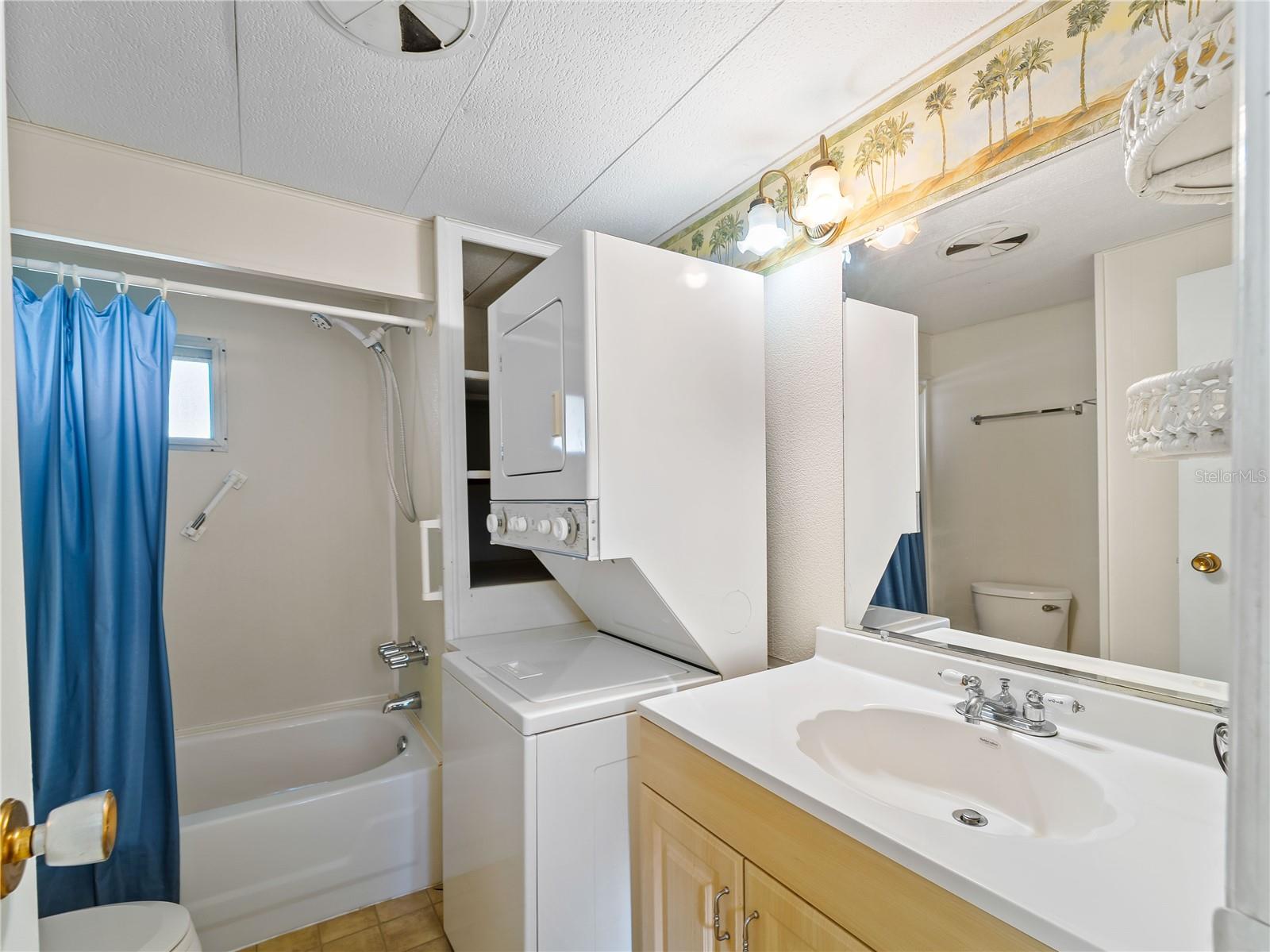 HARBOR LIGHTS MHP CO-OP - Residential