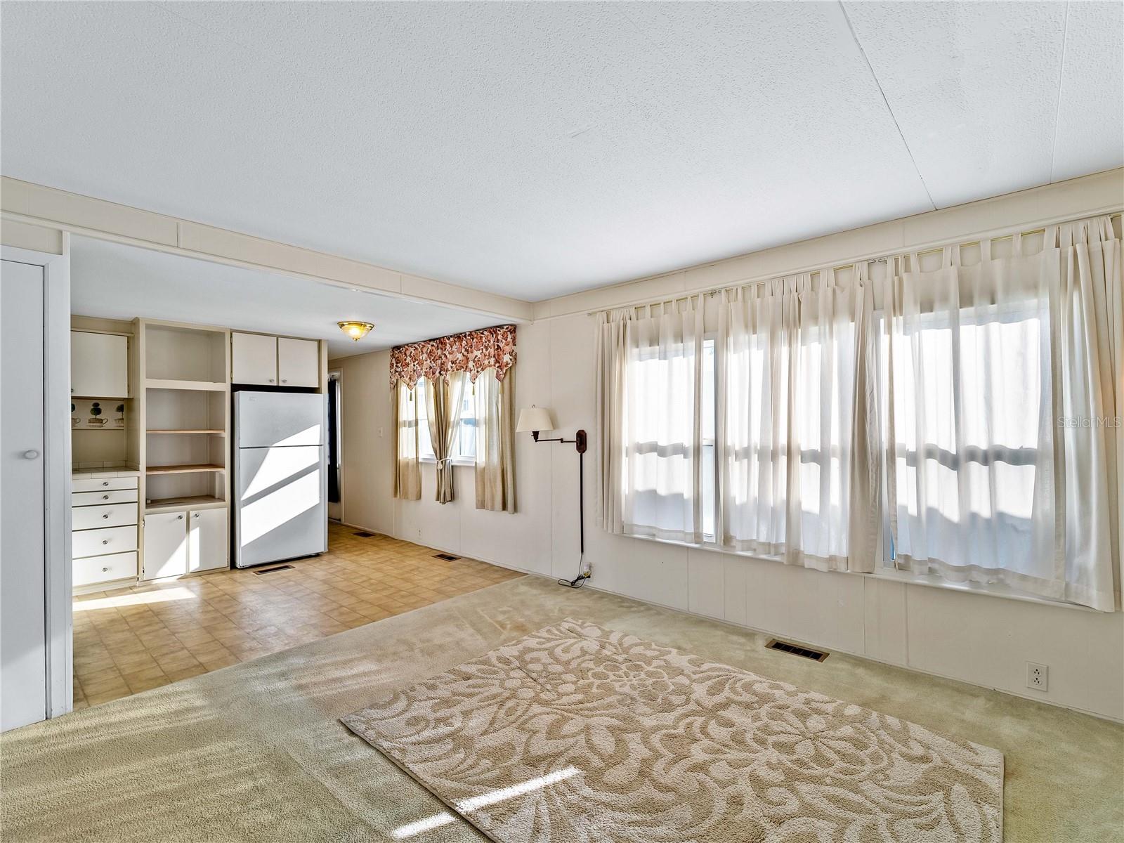 HARBOR LIGHTS MHP CO-OP - Residential