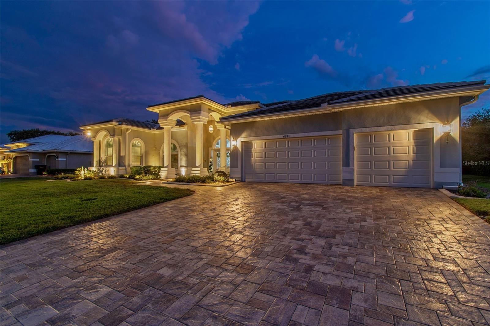 438 TALL OAK TRAIL