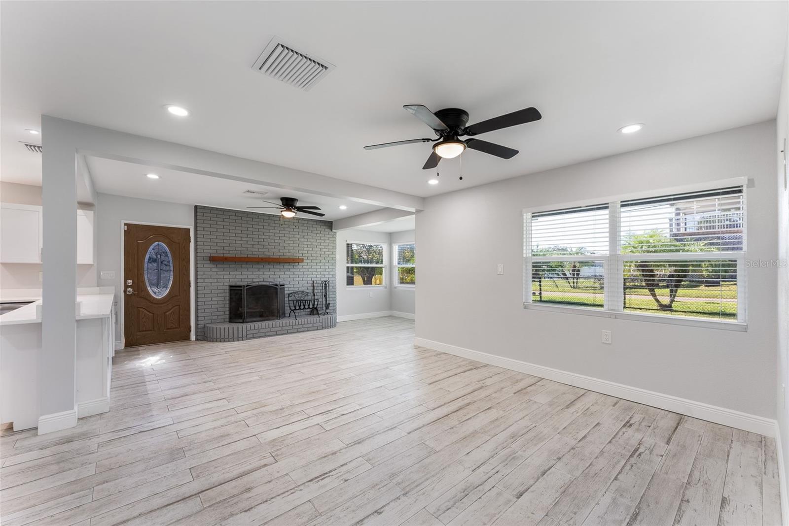 RIVERVIEW TERRACE REP - Residential