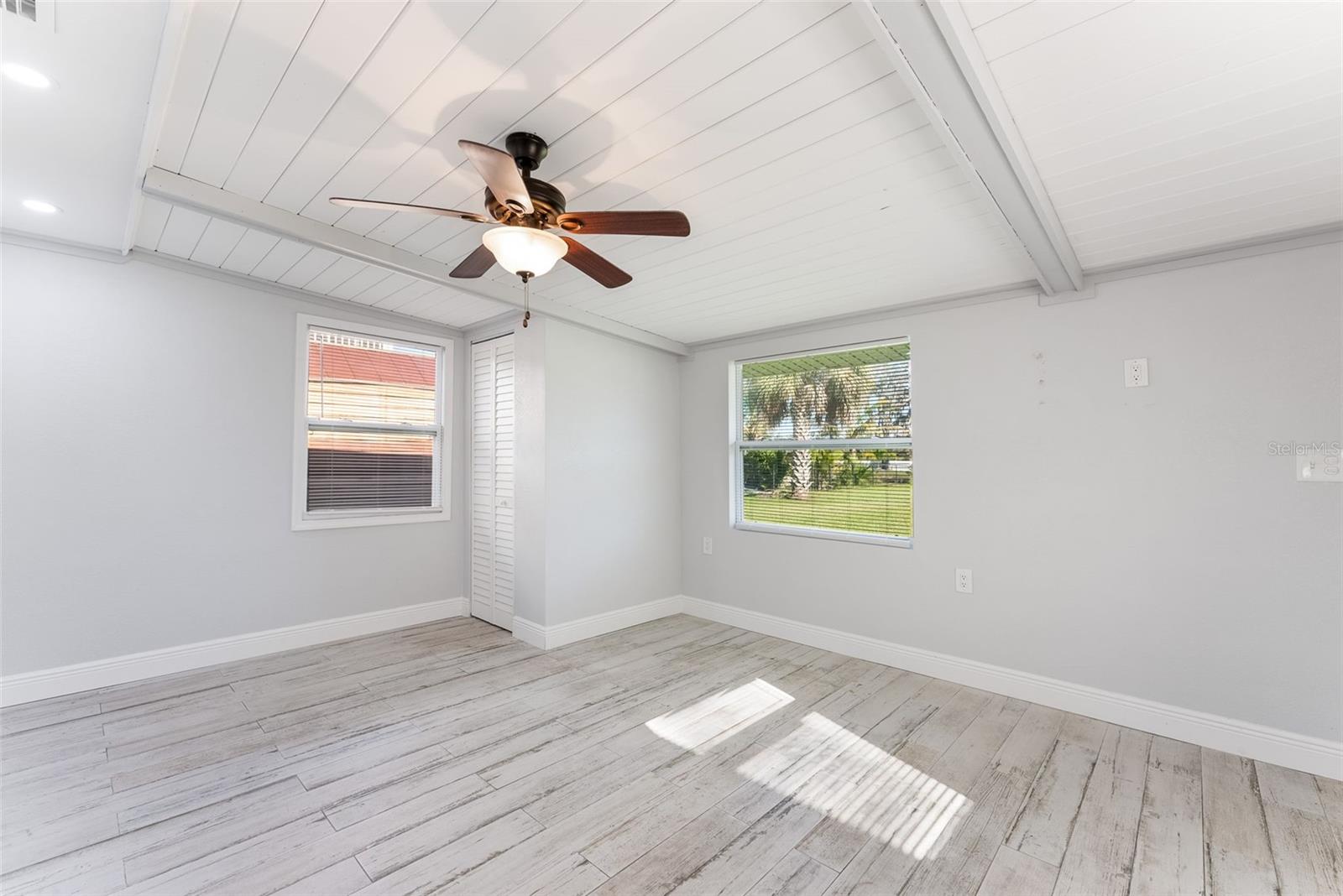 RIVERVIEW TERRACE REP - Residential