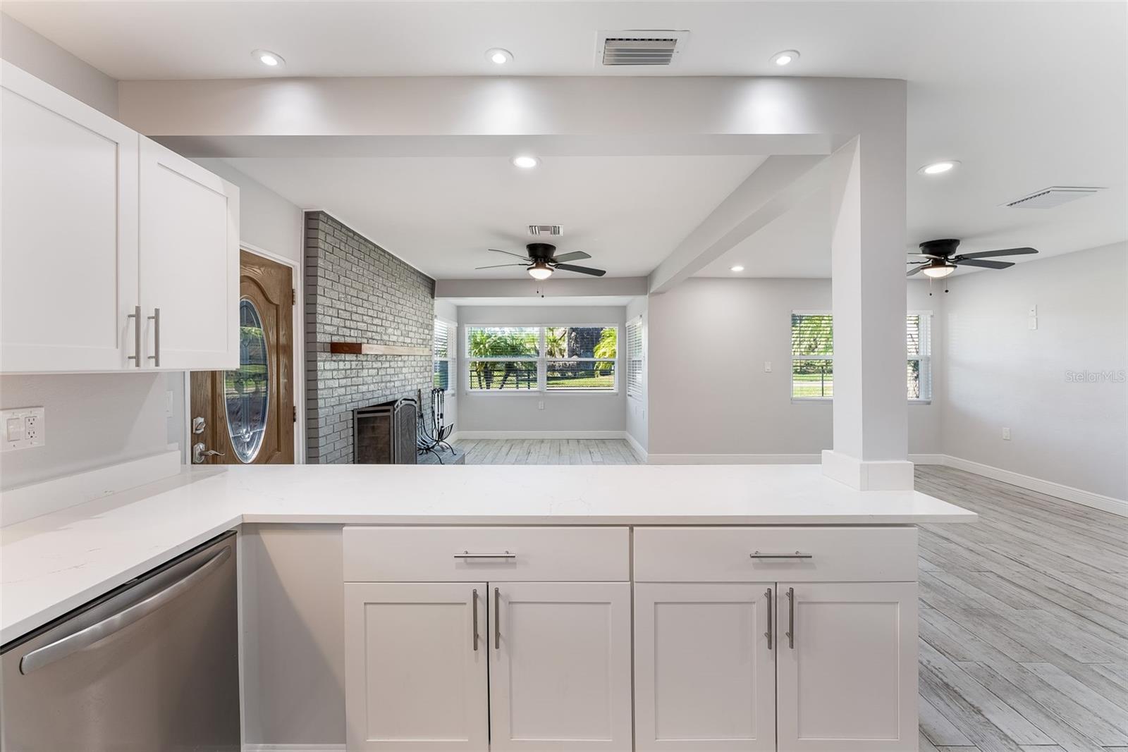 RIVERVIEW TERRACE REP - Residential