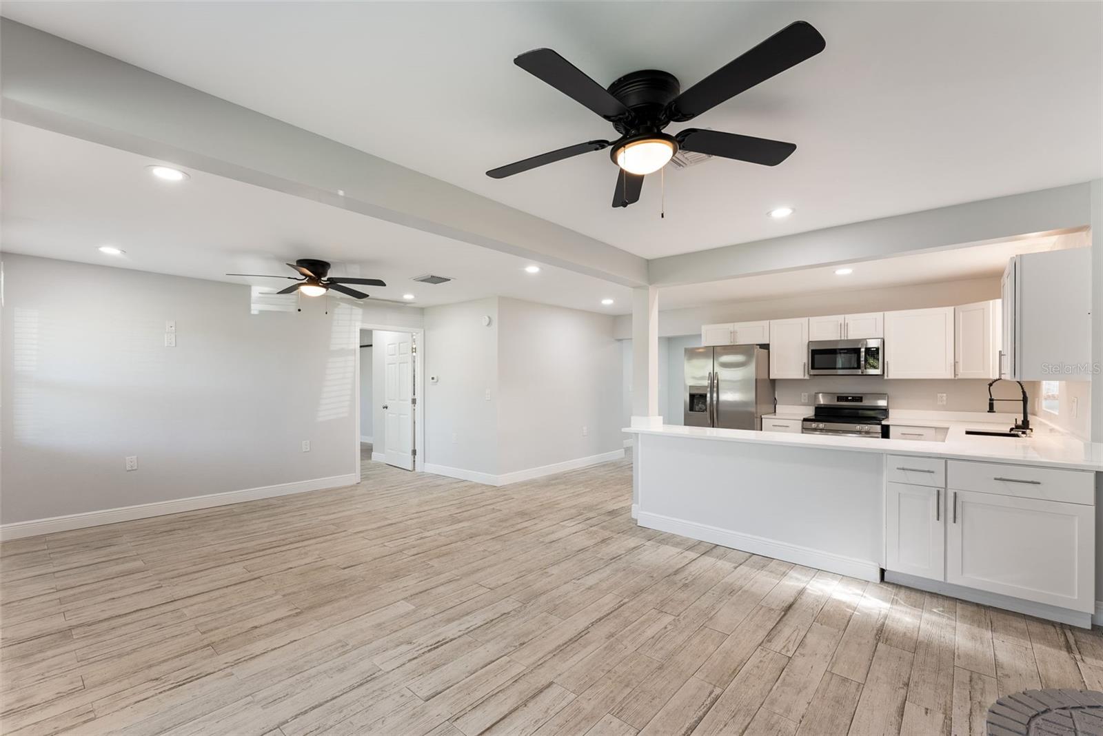 RIVERVIEW TERRACE REP - Residential