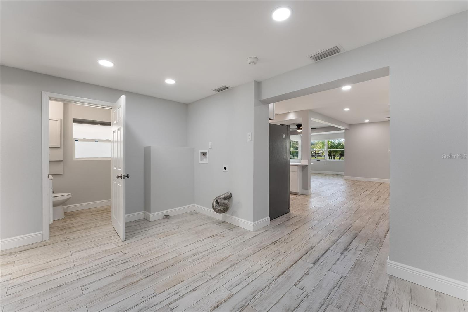 RIVERVIEW TERRACE REP - Residential