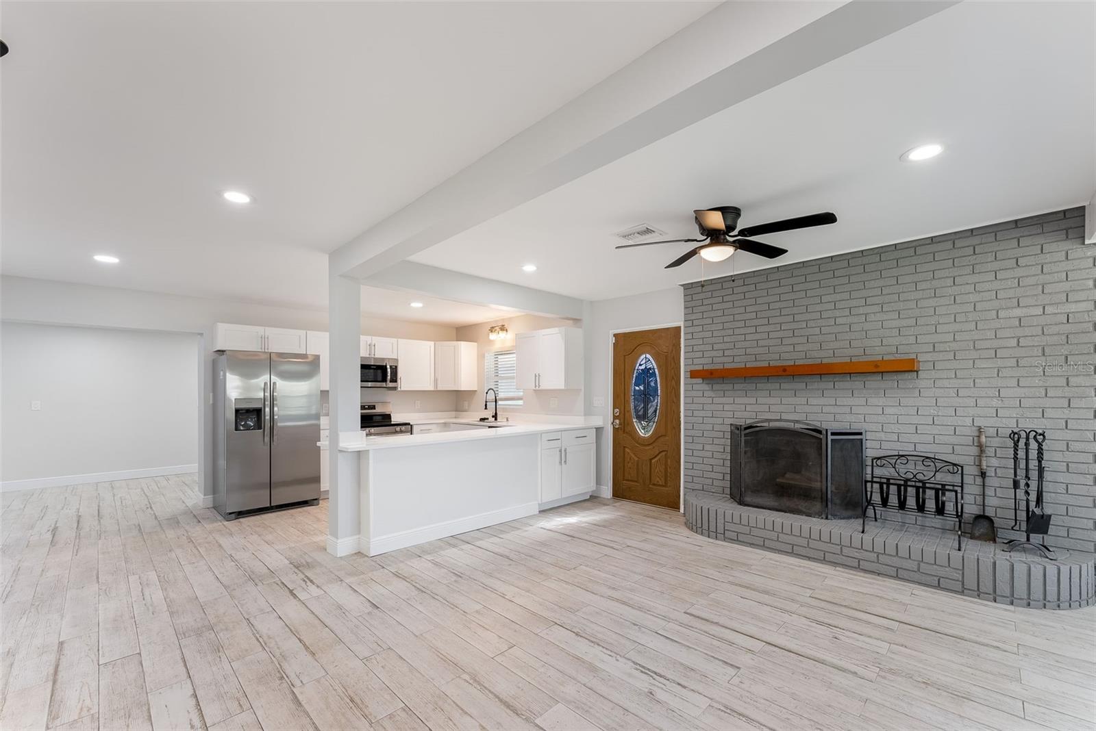 RIVERVIEW TERRACE REP - Residential