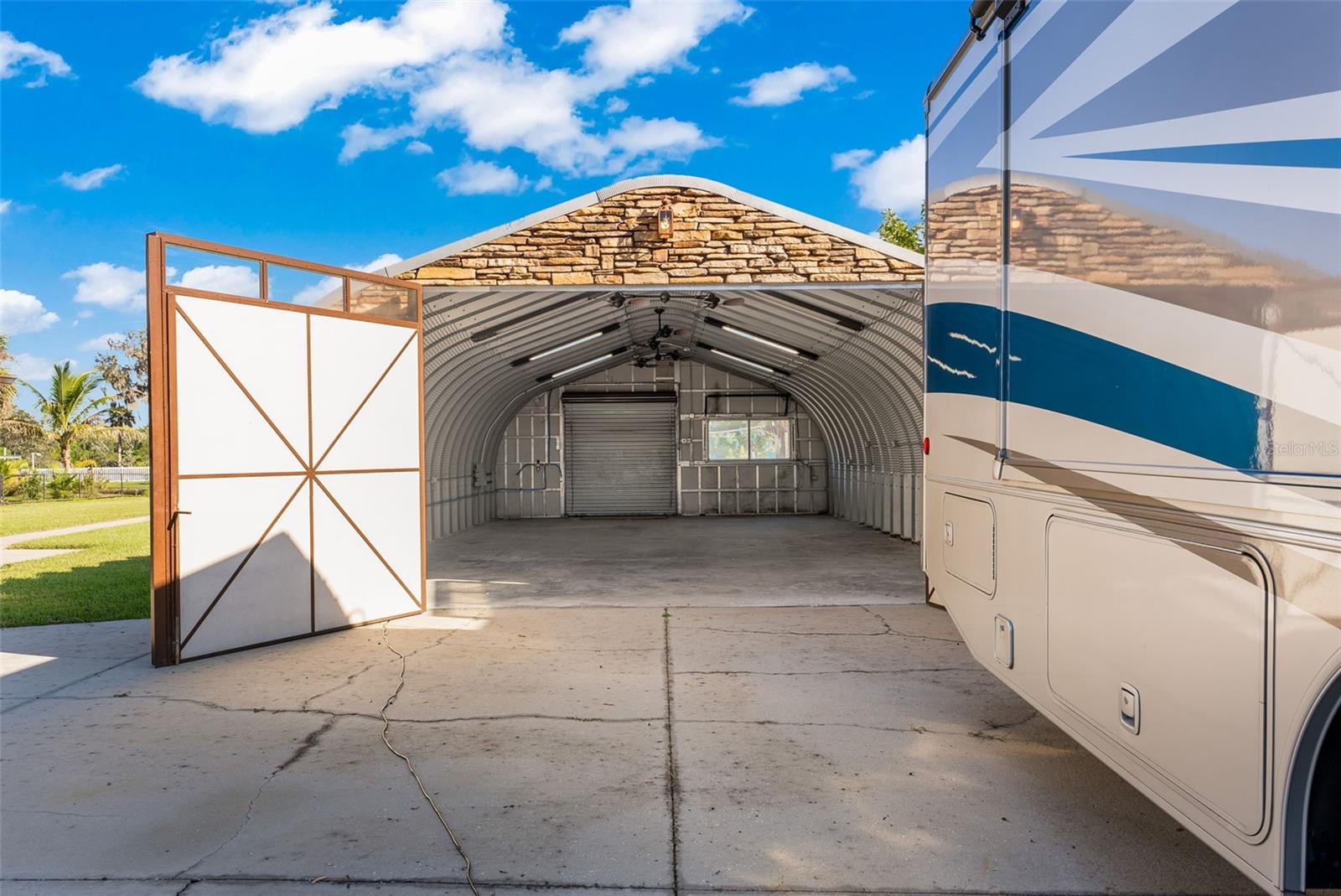 RIVERVIEW TERRACE REP - Residential