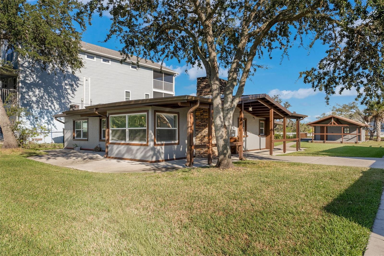 RIVERVIEW TERRACE REP - Residential