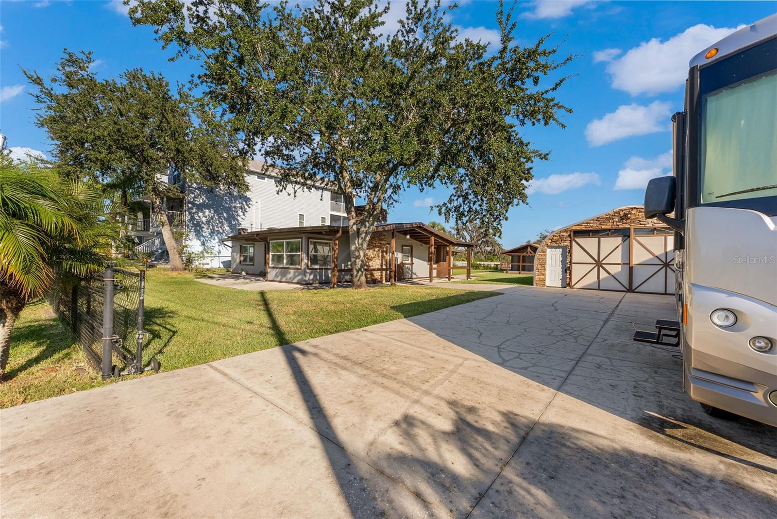 RIVERVIEW TERRACE REP - Residential