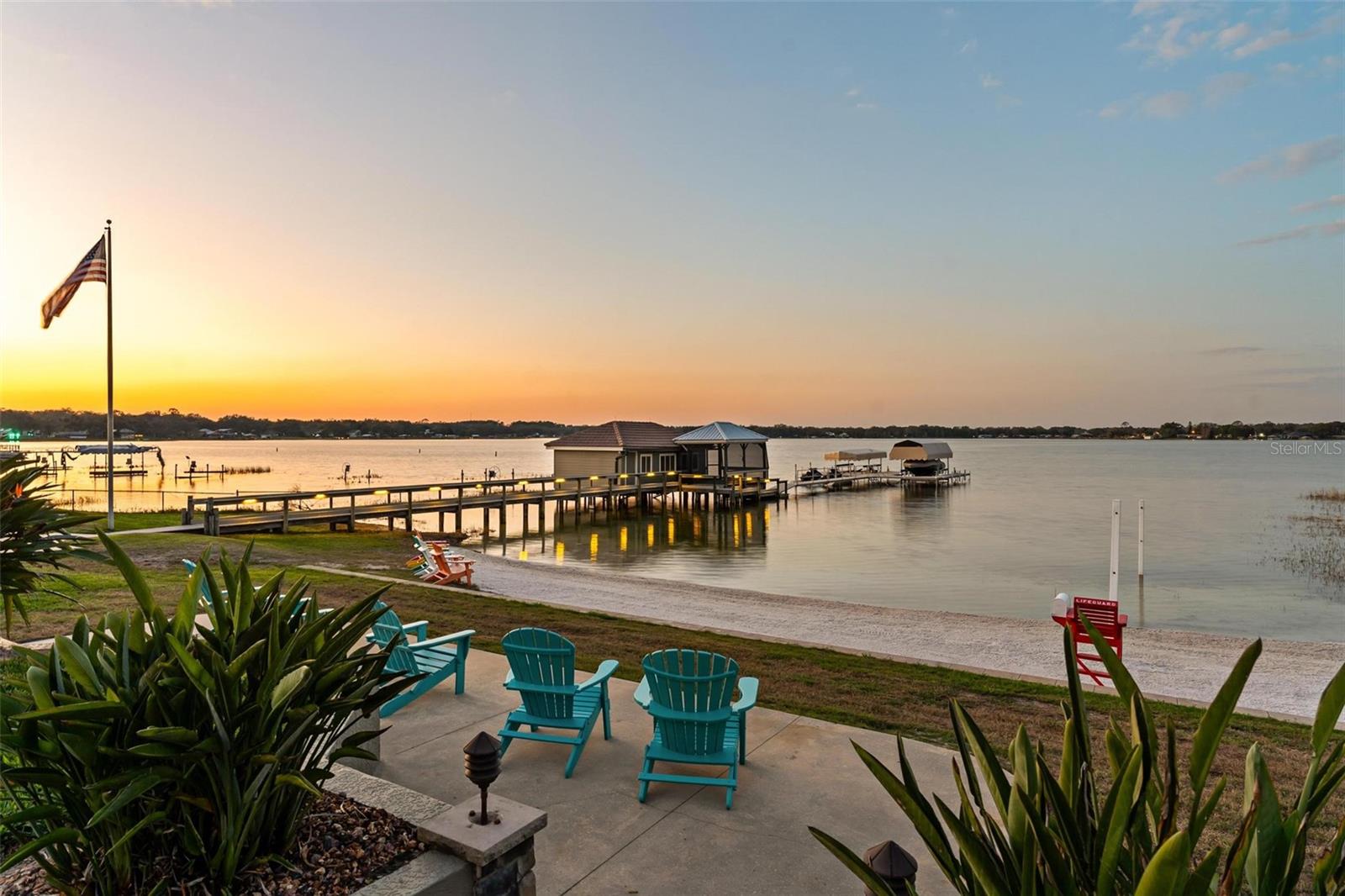 11035 SE SUNSET HARBOR ROAD