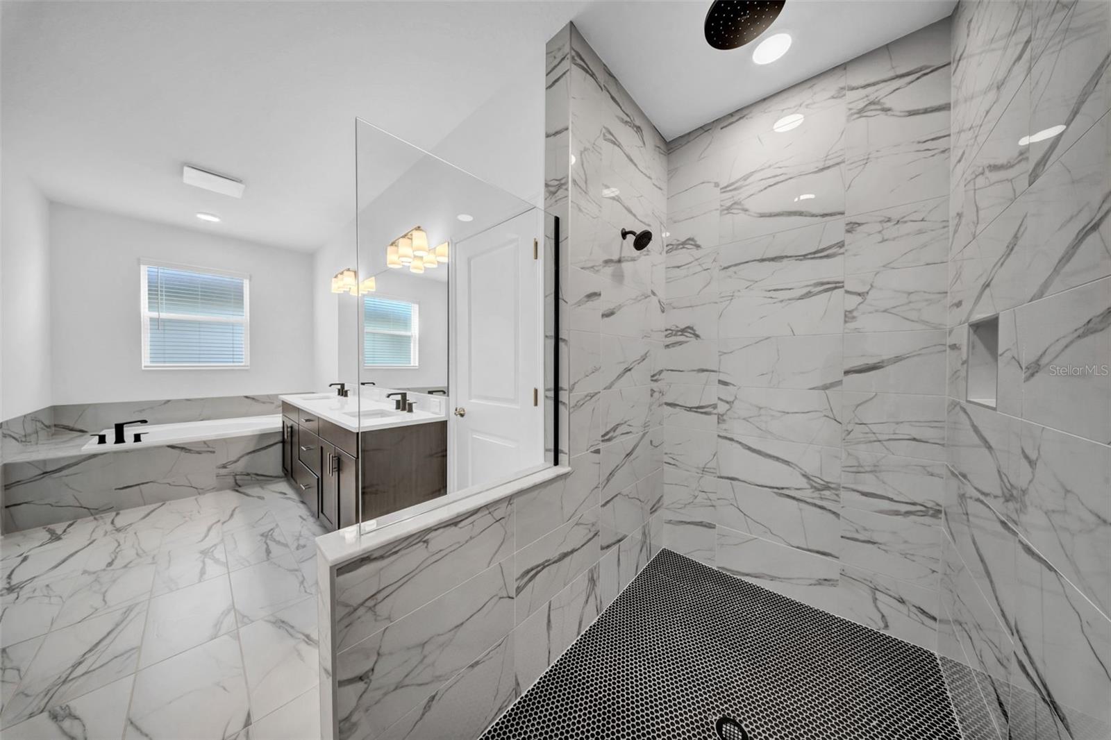 CHAPEL XINGS PCL B - Residential