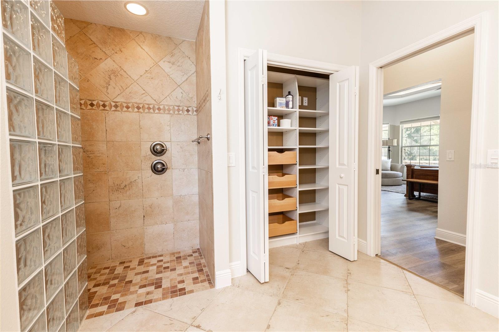 SUMTER XING - Residential