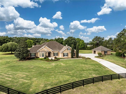 Tiny photo for 10517 NE 27th Street, Oxford, FL 34484 (MLS # G5110645)