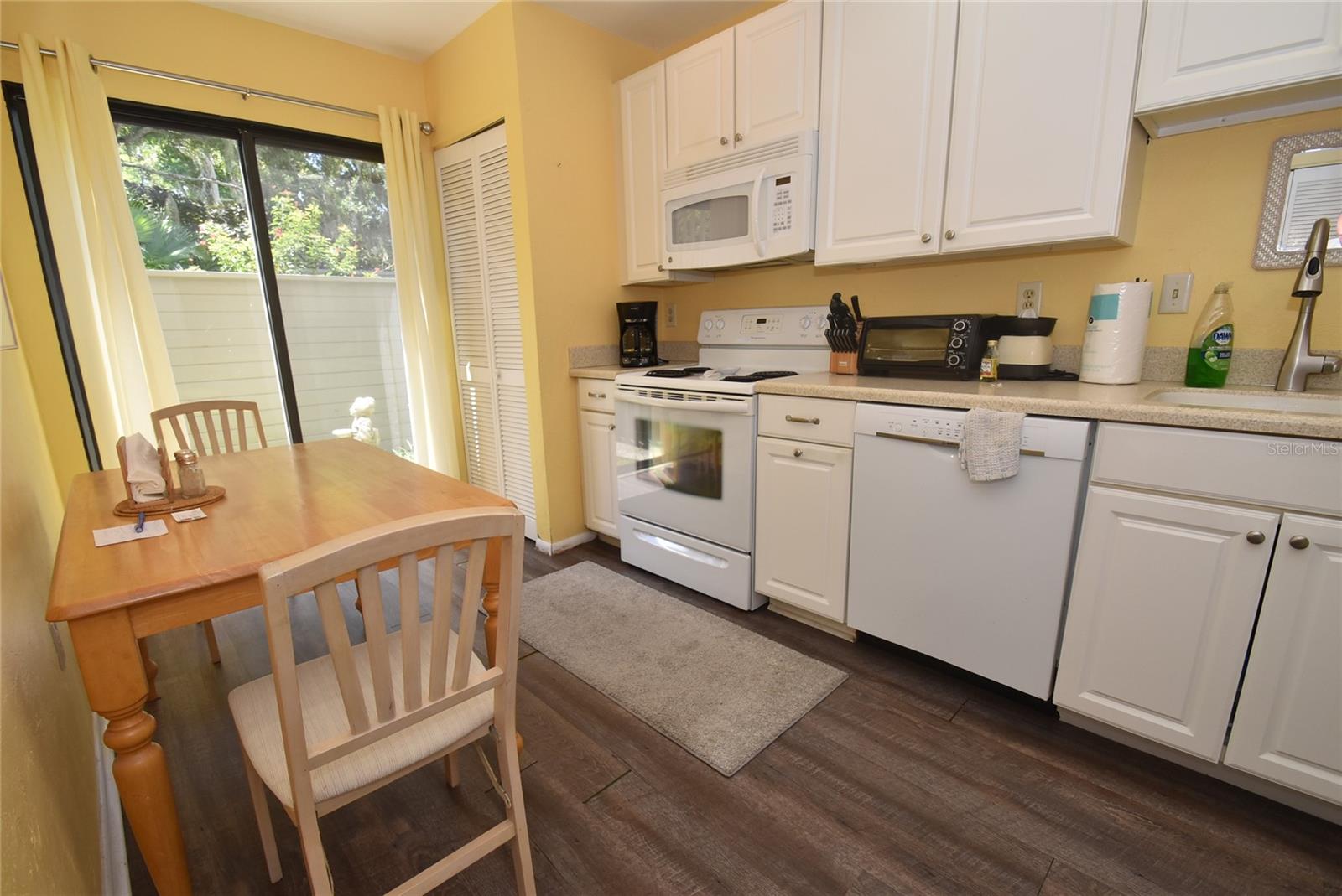 PELICAN COVE XVII - Residential Lease