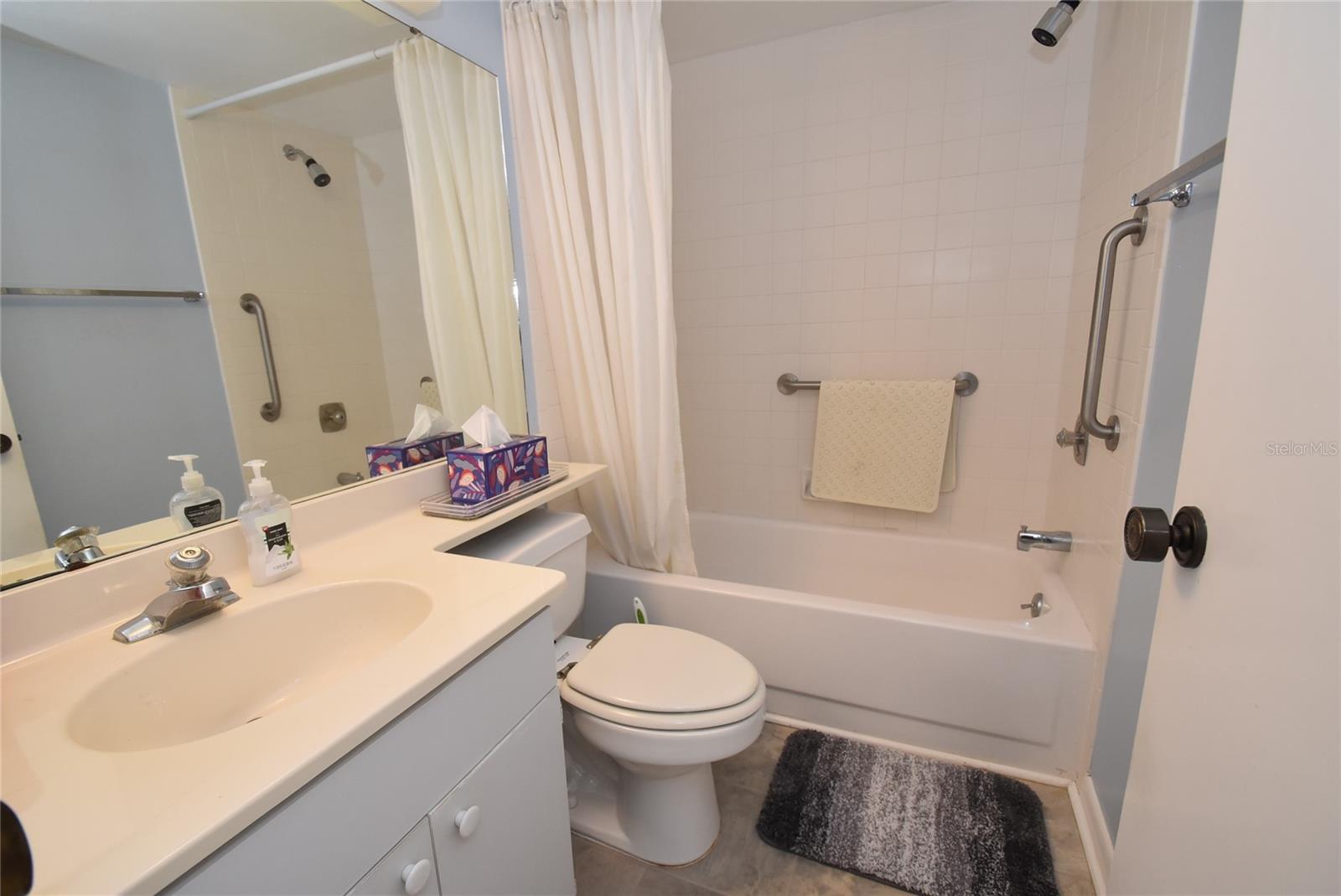 PELICAN COVE XVII - Residential Lease