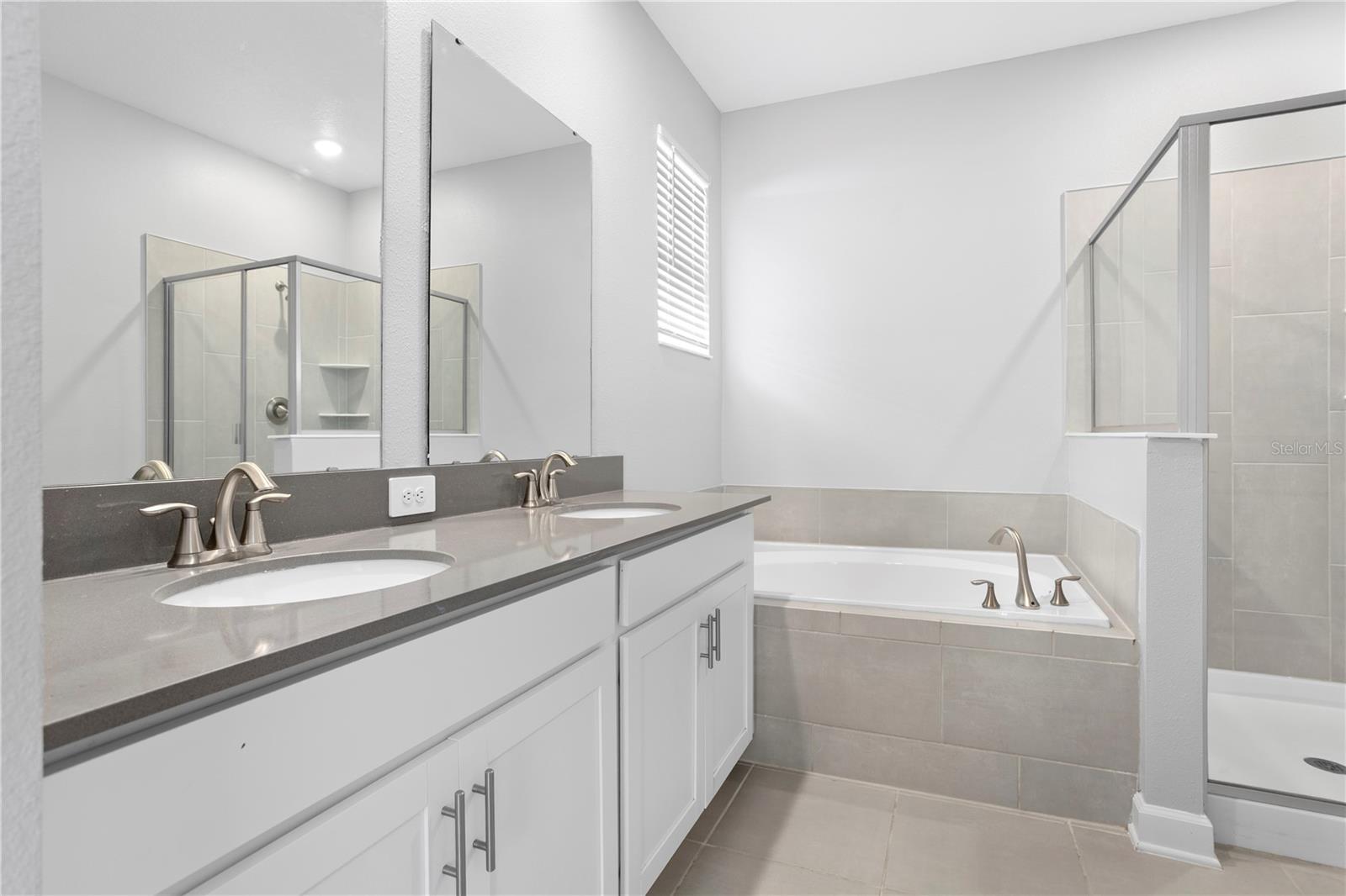 CAMDEN PK/PROVIDENCE PH 4 - Residential