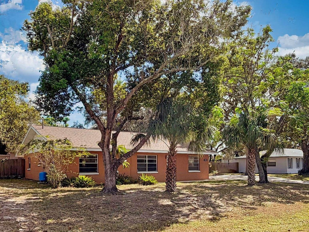Photo of 16810 Bachmann Avenue, Hudson, FL 34667 (MLS # A4710908)