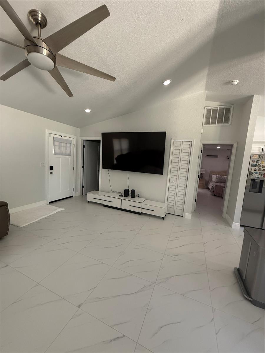 SPRING HILL UNIT 6 - Residential