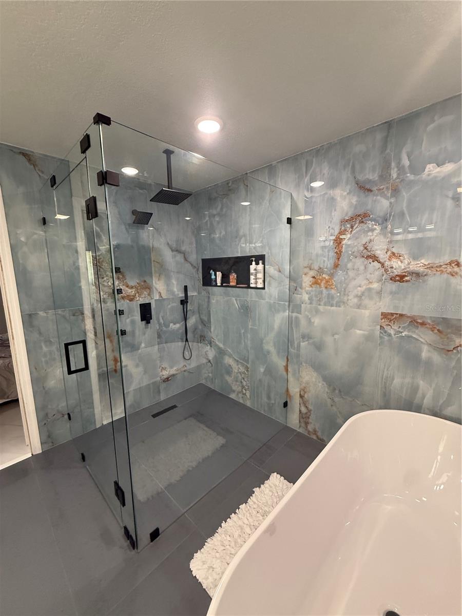 SPRING HILL UNIT 6 - Residential