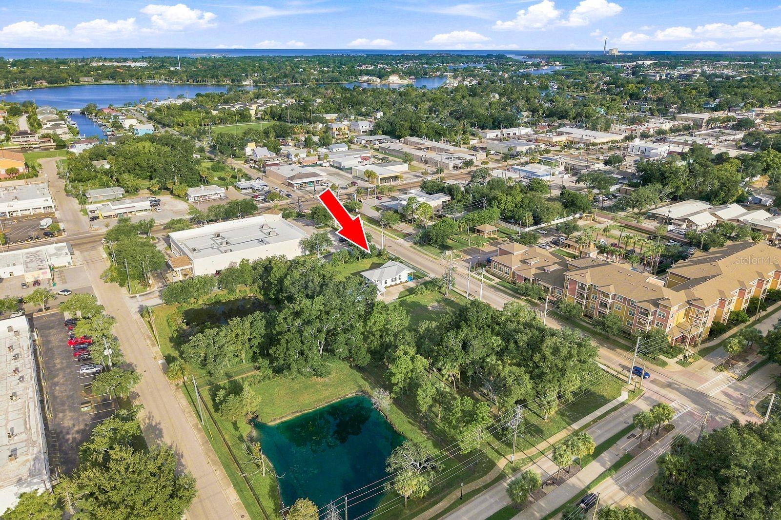 112 E MARTIN LUTHER KING JR DRIVE