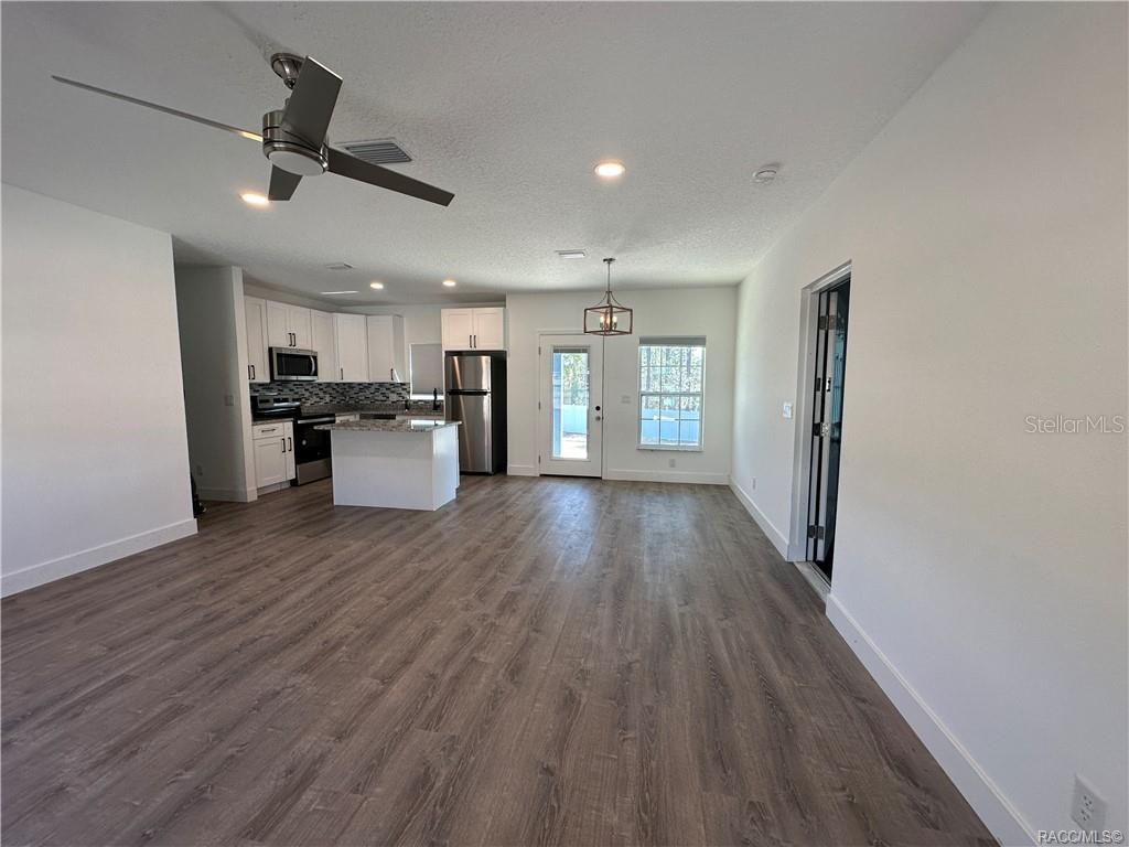 CITRUS SPGS UNIT 23 - Residential