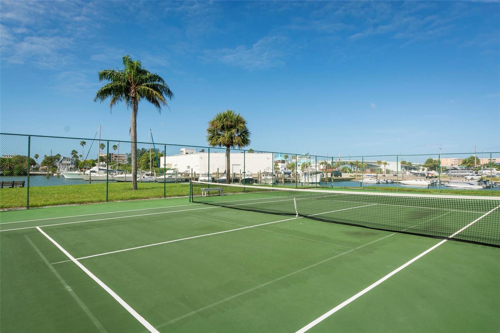 KEY CAPRI CONDO - Residential