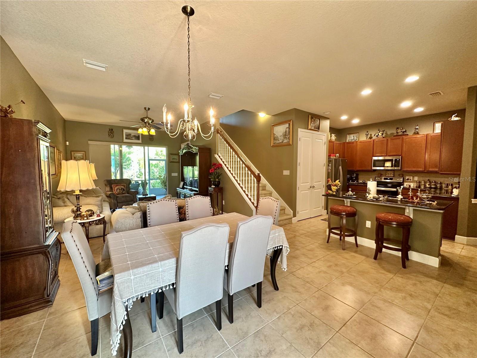 745 ALDENHAM LANE