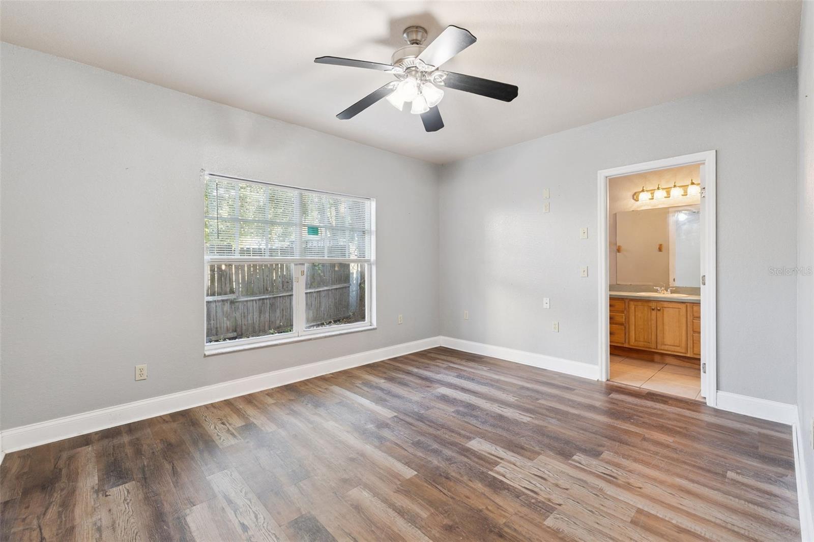 DIXIELAND REV - Residential