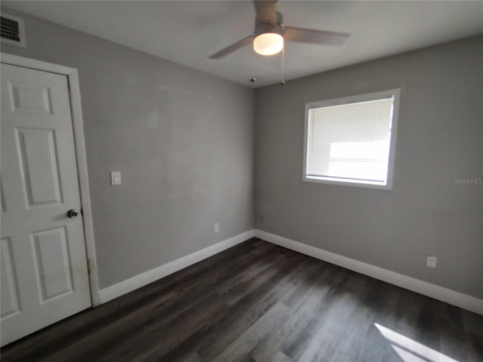 BOND LUMBER CO BLK 8 HOWRYS ADD DELAND - Residential Lease