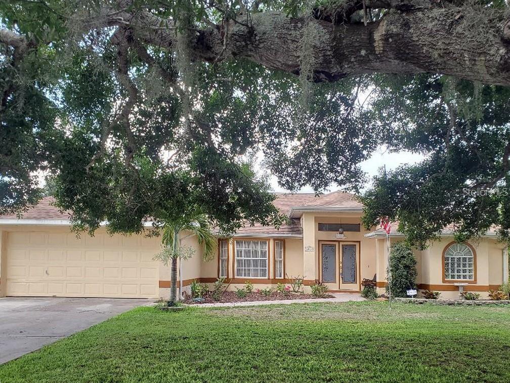 30 Day Minimum Rental
LAKEFRONT Beautiful 3 bedroom, 2 ½ Bath, 2 car garage home in Venice just off Manasota Beach Road, 1 ½ miles from the Manasota Key Beach, and close proximity to gorgeous Englewood and Venice Gulf Beaches. Located on a quiet street, minutes away from shopping, dining and entertainment. Home has a heated pool, with a convenient pool bath, indoor laundry, microwave, ceiling fans throughout, cathedral ceilings, walk in shower, 2 queen size beds and 1 full size bed. Easily bike to Manasota Key Beach. $7000.00 Per Month including utilities. (Does not include phone service). Security Deposit = 1/3 Gross Rent $57.00 application fee. 12% state and local taxes apply.