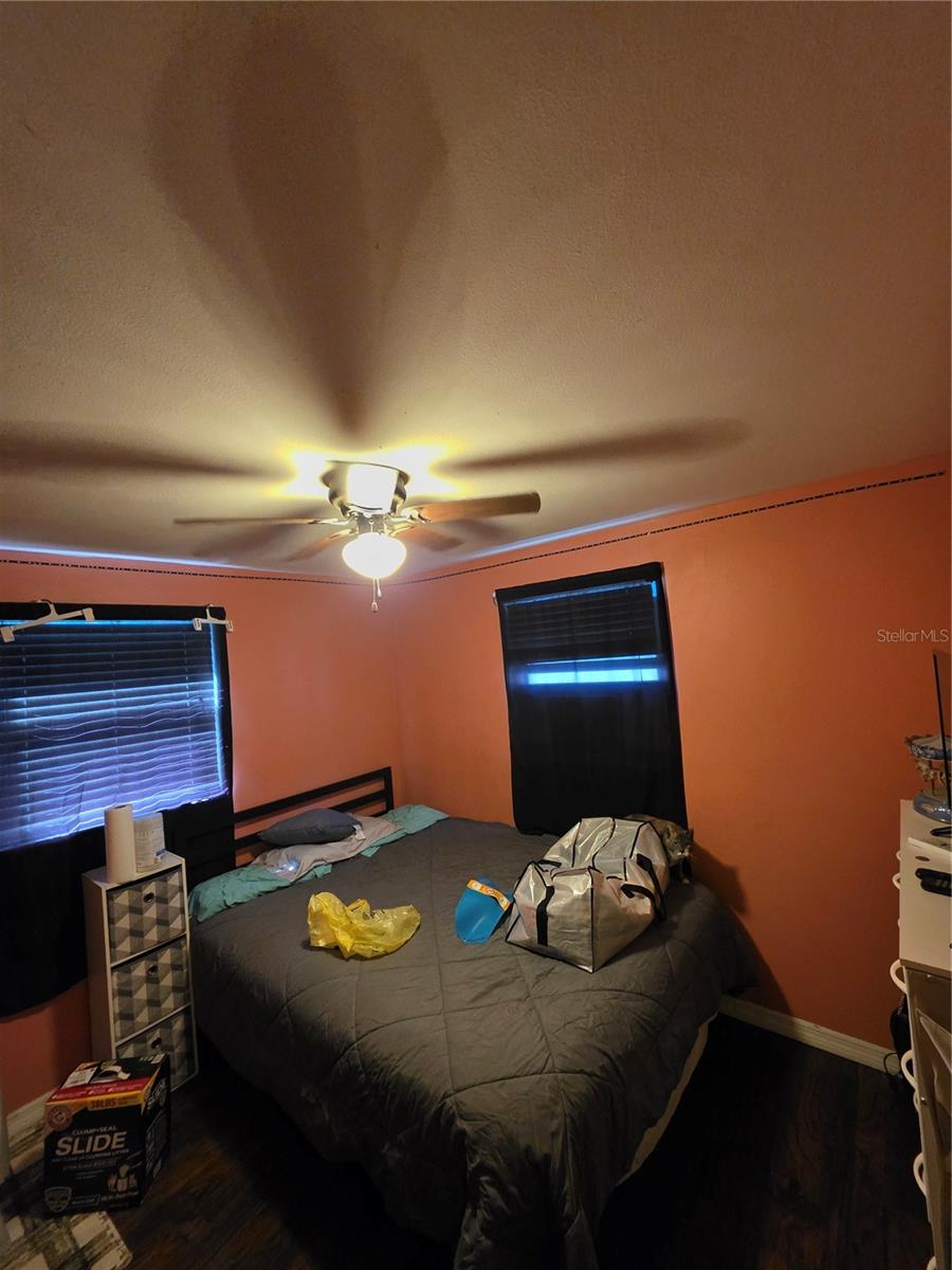 LAKESIDE GARDENS - Residential