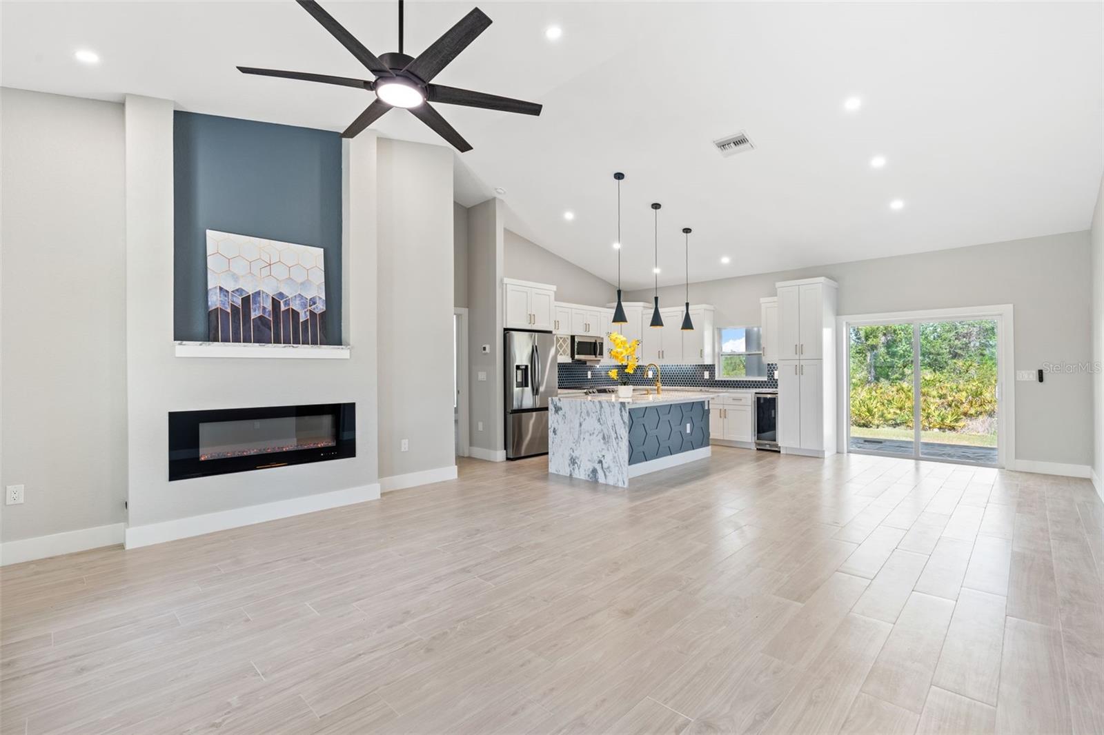 13552 BOATBILL LANE