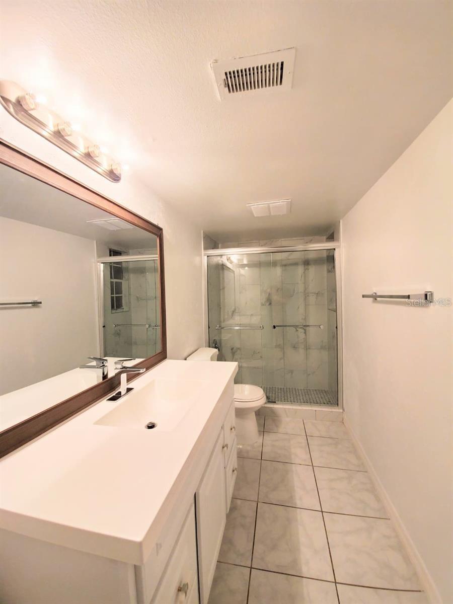 PLAZA/MILLENIUM - Residential Lease