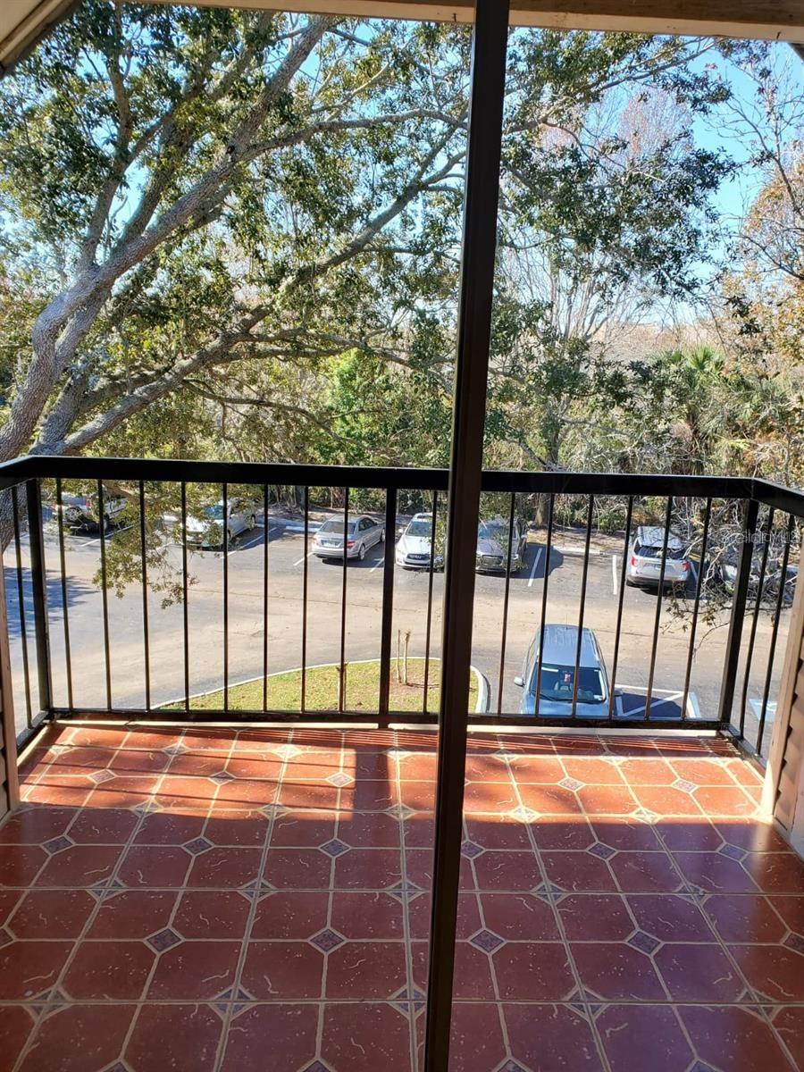 PLAZA/MILLENIUM - Residential Lease