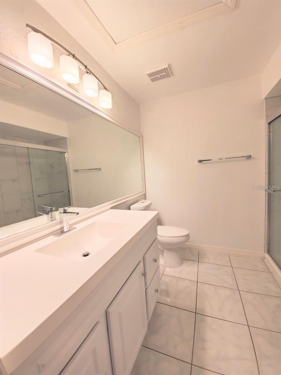 PLAZA/MILLENIUM - Residential Lease