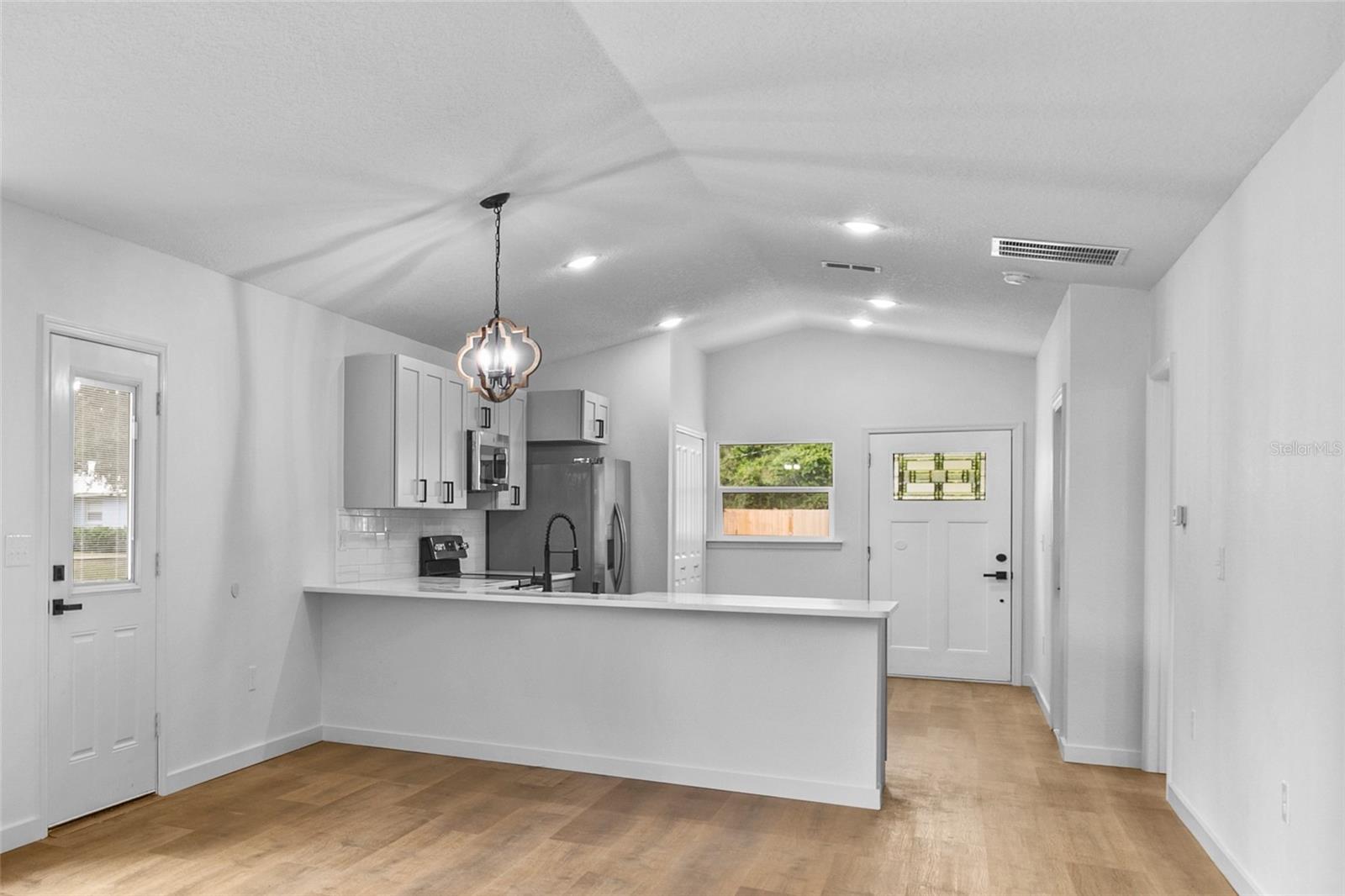 EUSTIS HOGANS SUB - Residential